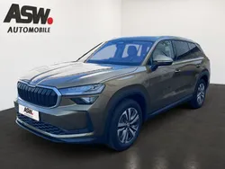 Goldbronze metallic Gebraucht 2024 Skoda Kodiaq Selection SUV | 42.690 € (Superpreis)
