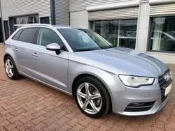Silber Gebraucht 2015 Audi A3 Sportback Ambiente Limousine | 13.299 € (Fairer Preis)