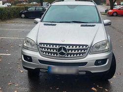 Silber Gebraucht 2008 Mercedes ML320 SUV | 7.600 €
