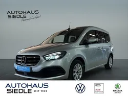 Silber Gebraucht 2022 Mercedes 180 Edition Limousine | 26.440 € (Fairer Preis)
