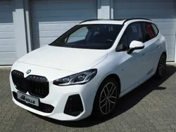 Weiß Gebraucht 2024 BMW 218 Active Tourer M Sport Van / Kleinbus | 36.990 € (Teuer)