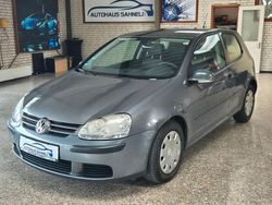 Grau Gebraucht 2005 VW Golf V Trendline Limousine | 1.690 € (Fairer Preis)