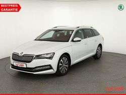 Weiß Gebraucht 2022 Skoda Superb Kombi | 25.990 € (Fairer Preis)
