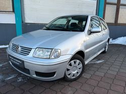 Silber Gebraucht 2000 VW Polo Kleinwagen | 590 € (Guter Preis)