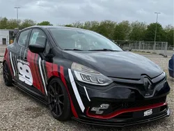 Schwarz Gebraucht 2018 Renault Clio IV Trophy Kleinwagen | 18.500 €