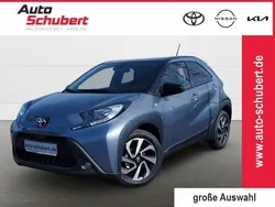 1k3)/ black mica (209) (grau Neu 2025 Toyota Aygo Team Kleinwagen | 18.240 €