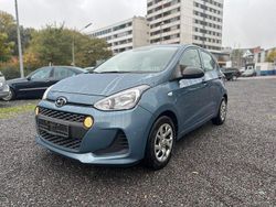 Blau Gebraucht 2017 Hyundai i10 Kleinwagen | 5.990 € (Fairer Preis)