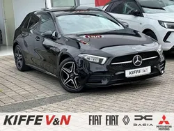 Kosmosschwarz metalliclack Gebraucht 2020 Mercedes A250 AMG line Limousine | 26.980 € (Fairer Preis)