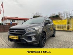 Grau Gebraucht 2018 Ford Kuga ST-Line SUV | 18.490 € (Etwas zu teuer)