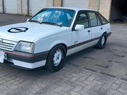 Weiß Gebraucht 1987 Opel Ascona Limousine | 9.299 €