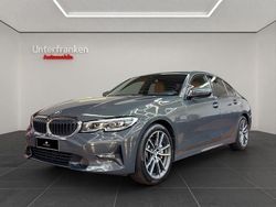 Grau Gebraucht 2019 BMW 330 Sport Line Limousine | 24.580 € (Etwas zu teuer)