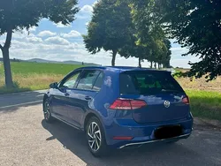 Blau Gebraucht 2018 VW Golf VII Join Limousine | 15.500 € (Fairer Preis)