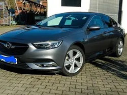 Grau Gebraucht 2019 Opel Insignia Business Limousine | 10.600 € (Fairer Preis)