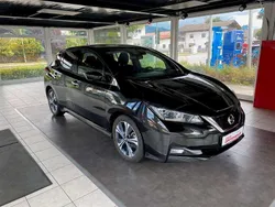 Schwarz Gebraucht 2020 Nissan Leaf N-Connecta Kleinwagen | 16.290 € (Fairer Preis)