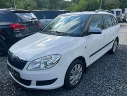 Candyweiss Gebraucht 2010 Skoda Fabia Ambiente Kombi | 6.950 € (Fairer Preis)