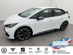 Eisweiß (white), solid Gebraucht 2023 Cupra Born Kleinwagen | 27.600 € (Fairer Preis)