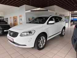 Weiß Gebraucht 2013 Volvo XC60 Summum SUV | 11.995 € (Fairer Preis)