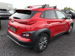 Engine red engine red Gebraucht 2020 Hyundai Kona Style SUV | 18.101 € (Fairer Preis)