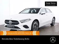 Weiß Gebraucht 2024 Mercedes A250 Progressive Limousine | 30.990 € (Fairer Preis)