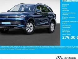Nightshade blue metallic Gebraucht 2024 VW Tiguan Basis SUV | 32.875 € (Guter Preis)