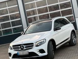 Weiß Gebraucht 2017 Mercedes GLC220 SUV | 20.999 € (Fairer Preis)