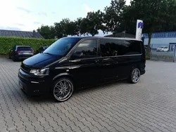 Schwarz Gebraucht 2008 VW T5 Van | 27.999 €