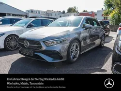 Mountain grau Gebraucht 2024 Mercedes A200 AMG Line Premium Limousine | 34.890 € (Fairer Preis)