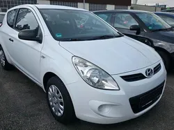 Weiß Gebraucht 2011 Hyundai i20 Edition Kleinwagen | 2.490 € (Fairer Preis)