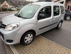 Grau Gebraucht 2017 Renault Kangoo Experience Kombi | 8.799 € (Fairer Preis)