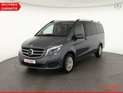 Grau Gebraucht 2017 Mercedes V220 Van / Kleinbus | 39.990 € (Etwas zu teuer)