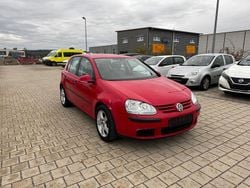 Rot Gebraucht 2004 VW Golf V Limousine | 2.950 € (Guter Preis)