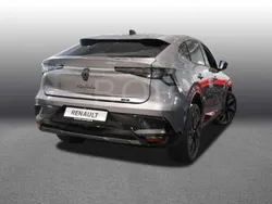 Grau Gebraucht 2024 Renault Rafale Esprit Alpine SUV | 45.549 € (Fairer Preis)