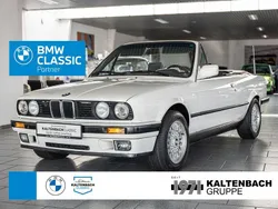 Weiß Gebraucht 1992 BMW 325 Cabriolet Sport Line Cabrio | 19.890 €
