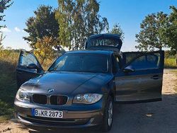 Grau Gebraucht 2007 BMW 116 Kleinwagen | 2.300 € (Guter Preis)