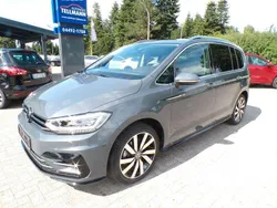 Grau Gebraucht 2024 VW Touran R-line Van / Kleinbus | 36.890 € (Etwas zu teuer)