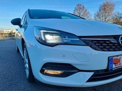 Weiß Gebraucht 2021 Opel Astra Edition Kombi | 7.300 € (Fairer Preis)