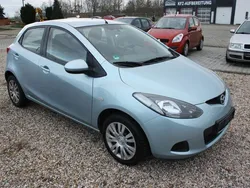 Blau Gebraucht 2008 Mazda 2 Kleinwagen | 2.800 € (Fairer Preis)
