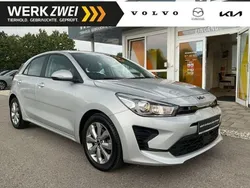 Andere Gebraucht 2023 Kia Rio Limousine | 17.900 €