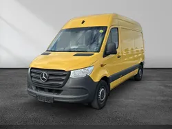 Gelb Gebraucht 2022 Mercedes E-Sprinter Van | 14.990 €