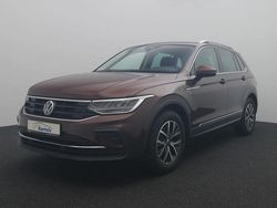 Braun Gebraucht 2021 VW Tiguan Life SUV | 24.990 € (Fairer Preis)