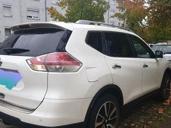 Weiß Gebraucht 2016 Nissan X-Trail Tekna SUV | 13.500 € (Fairer Preis)