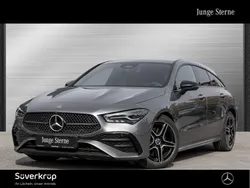 Grau Gebraucht 2023 Mercedes CLA200 Shooting Brake AMG Kombi | 31.420 € (Guter Preis)