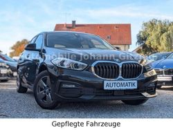 Schwarz Gebraucht 2023 BMW 118 Advantage Kleinwagen | 19.999 € (Fairer Preis)