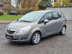 Braun Gebraucht 2011 Opel Meriva Edition Van / Kleinbus | 1.999 € (Superpreis)