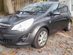 Grau Gebraucht 2012 Opel Corsa Limousine | 3.890 € (Fairer Preis)