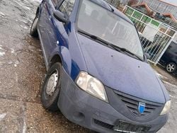 Blau Gebraucht 2007 Dacia Logan Limousine | 999 € (Guter Preis)
