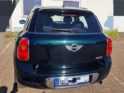 Grün Gebraucht 2011 Mini Cooper Countryman SUV | 6.700 € (Fairer Preis)