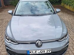 Grau Gebraucht 2022 VW Golf VIII Move Limousine | 21.600 € (Guter Preis)