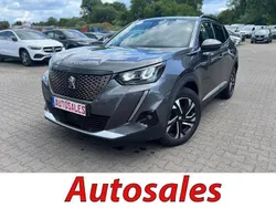 Grau Gebraucht 2021 Peugeot 2008 Allure SUV | 13.451 € (Fairer Preis)