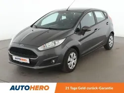 Grau Gebraucht 2016 Ford Fiesta Celebration Kleinwagen | 9.370 € (Fairer Preis)